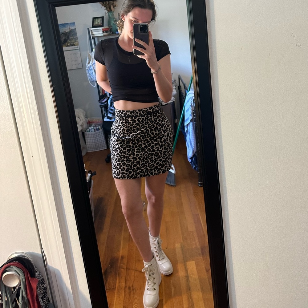 Anthropologie Cheetah Skirt. Small. Like new. Great condition